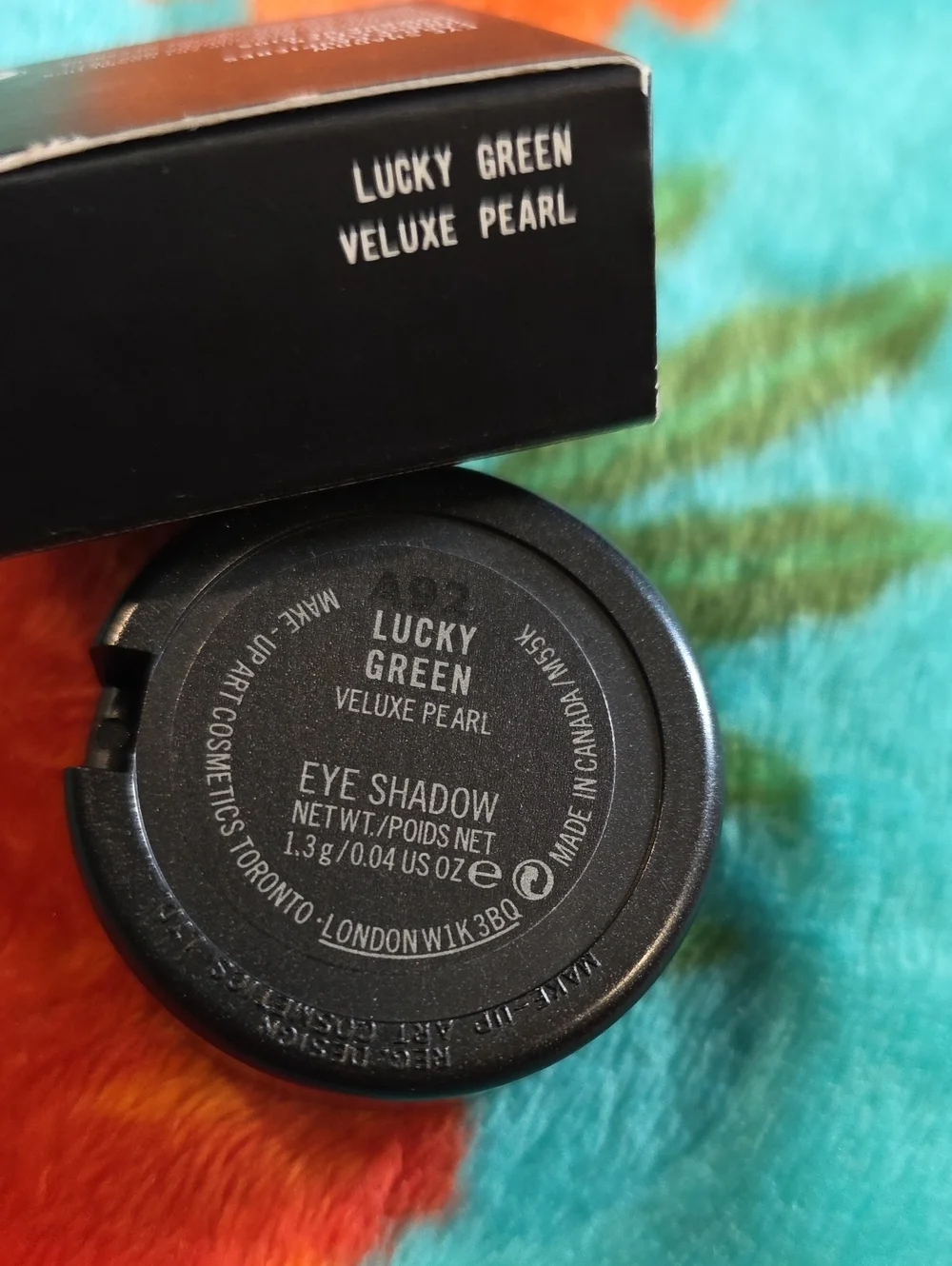 Mac Lucky Green Veluxe Pearl Eyeshadow